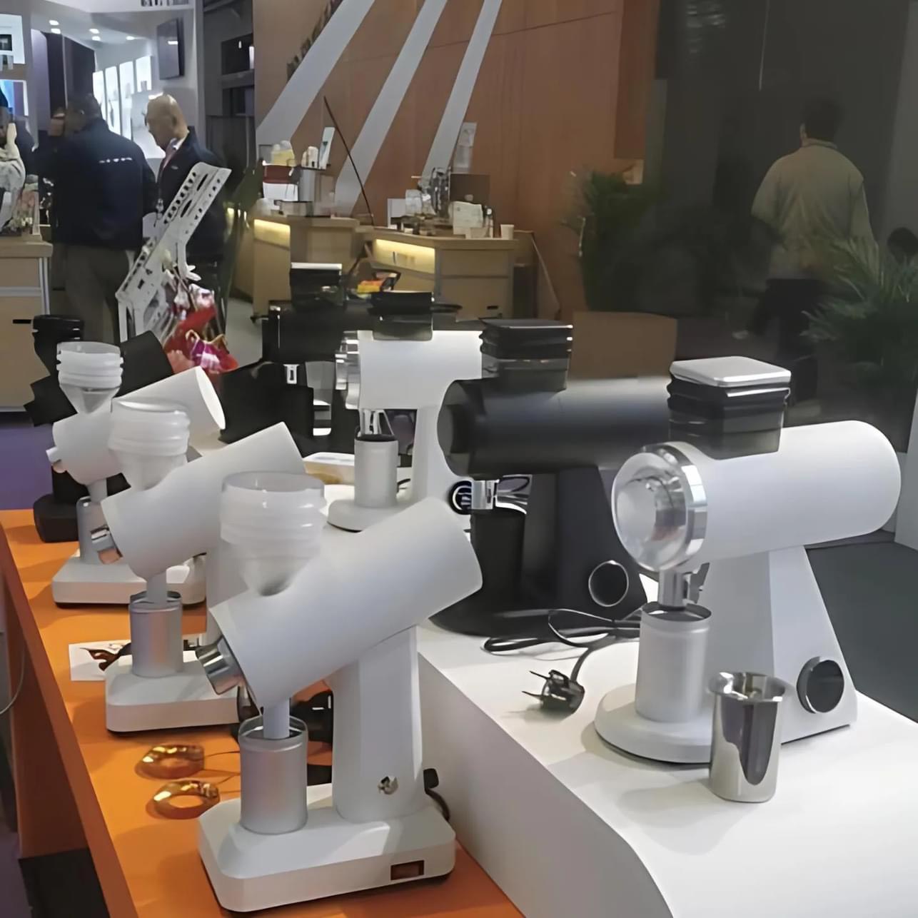 Máy Xay LINGDONG 028